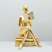 Nordhöhe Moderne Skulptur Lesende Frau